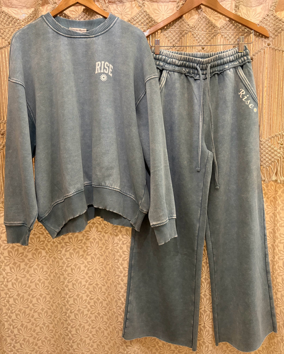 Rise Daisy Logo Wide Leg Sweatpants