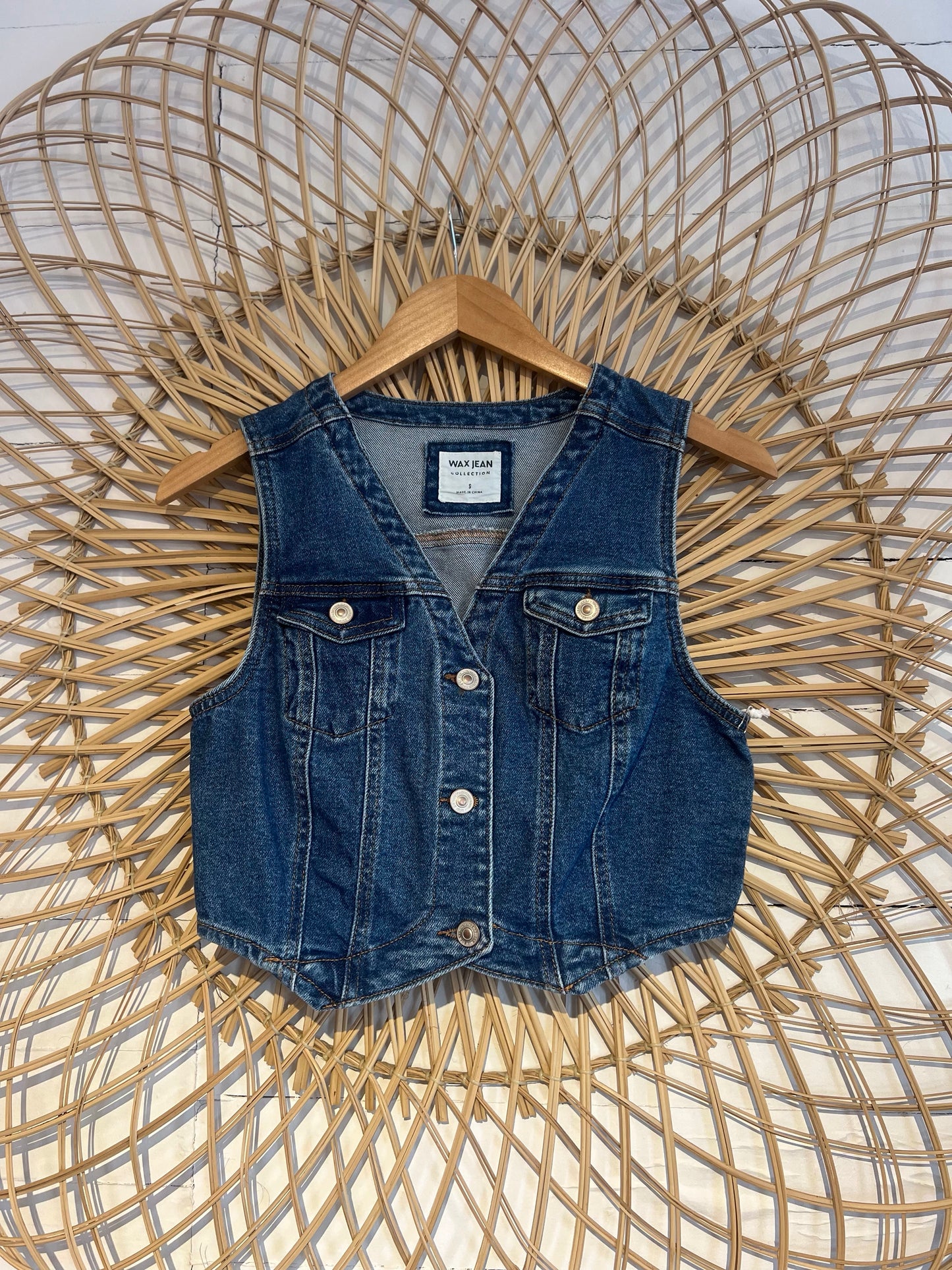 L Medium Wash Denim Vest