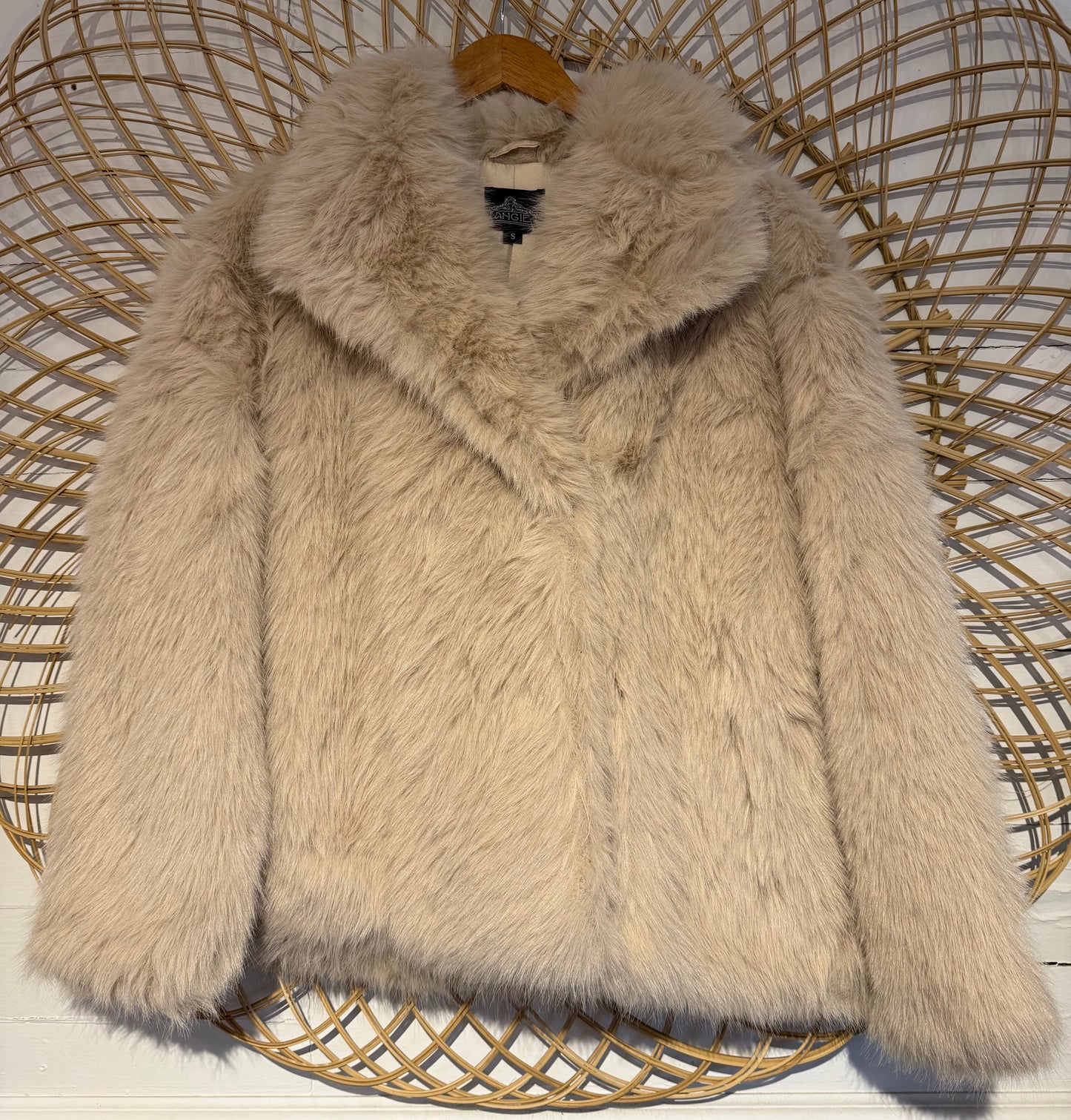 Boho Chic Cozy Faux Fur Jacket