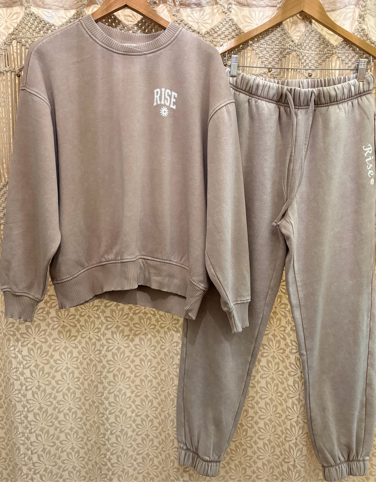 Rise Daisy Logo Cozy Crewneck Sweatshirt