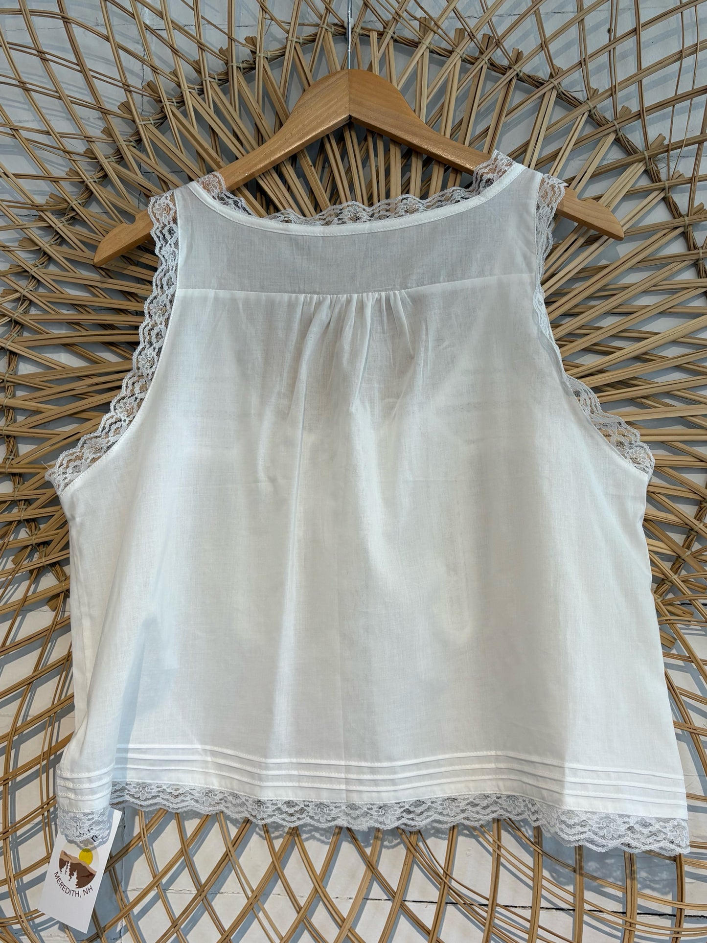 Boho Dainty Lace Trim Button Front With Tie Tank