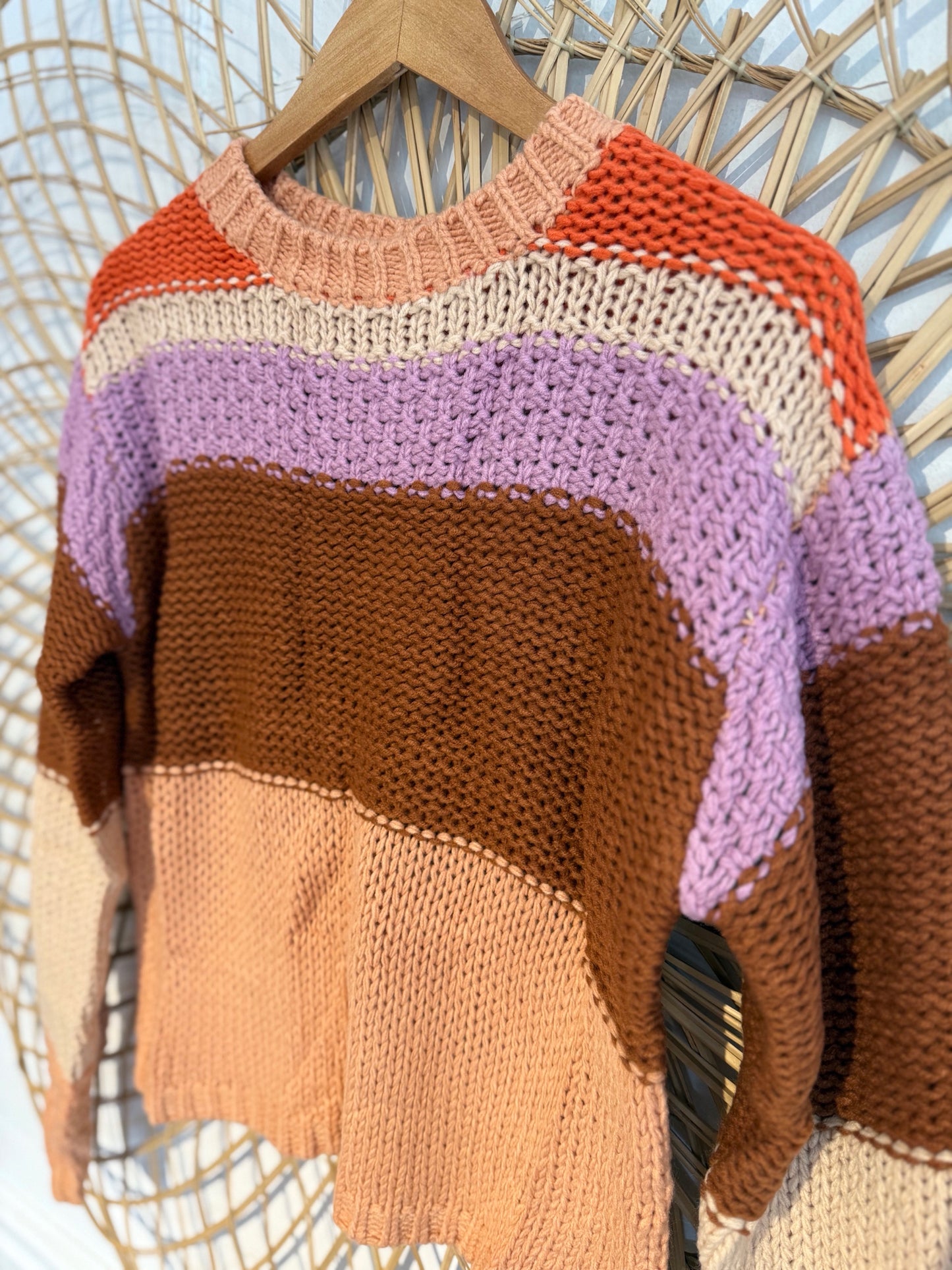 Size S Aapparella Sweater