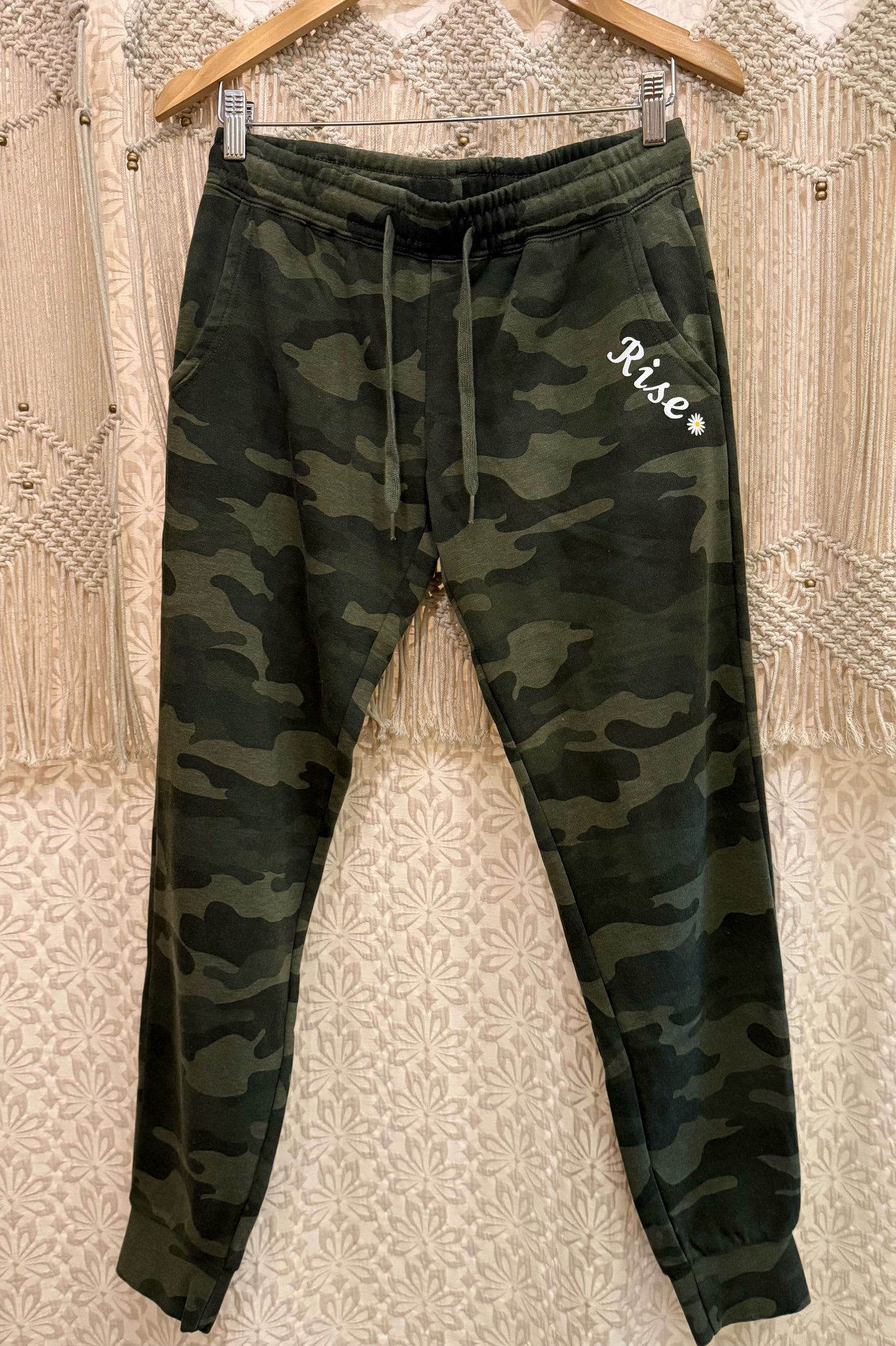 Rise Daisy Logo Camo Jogger Sweatpants